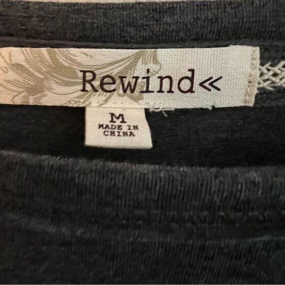 😊3/$30 ReWind 3/4 sleeve top with solid and print - Sz M - Picture 11 of 11